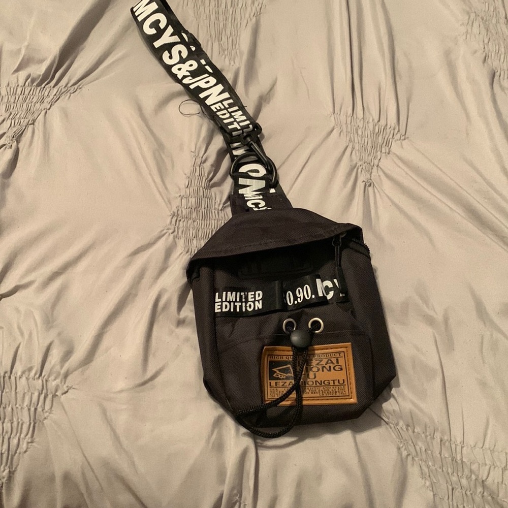 Small crossbody bag
